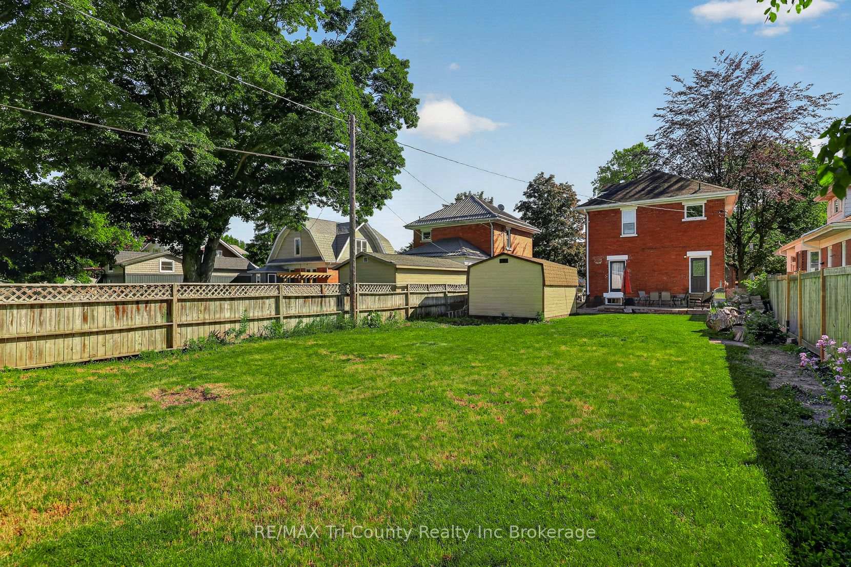335 Broadway Street, Tillsonburg — photo 4 of 5