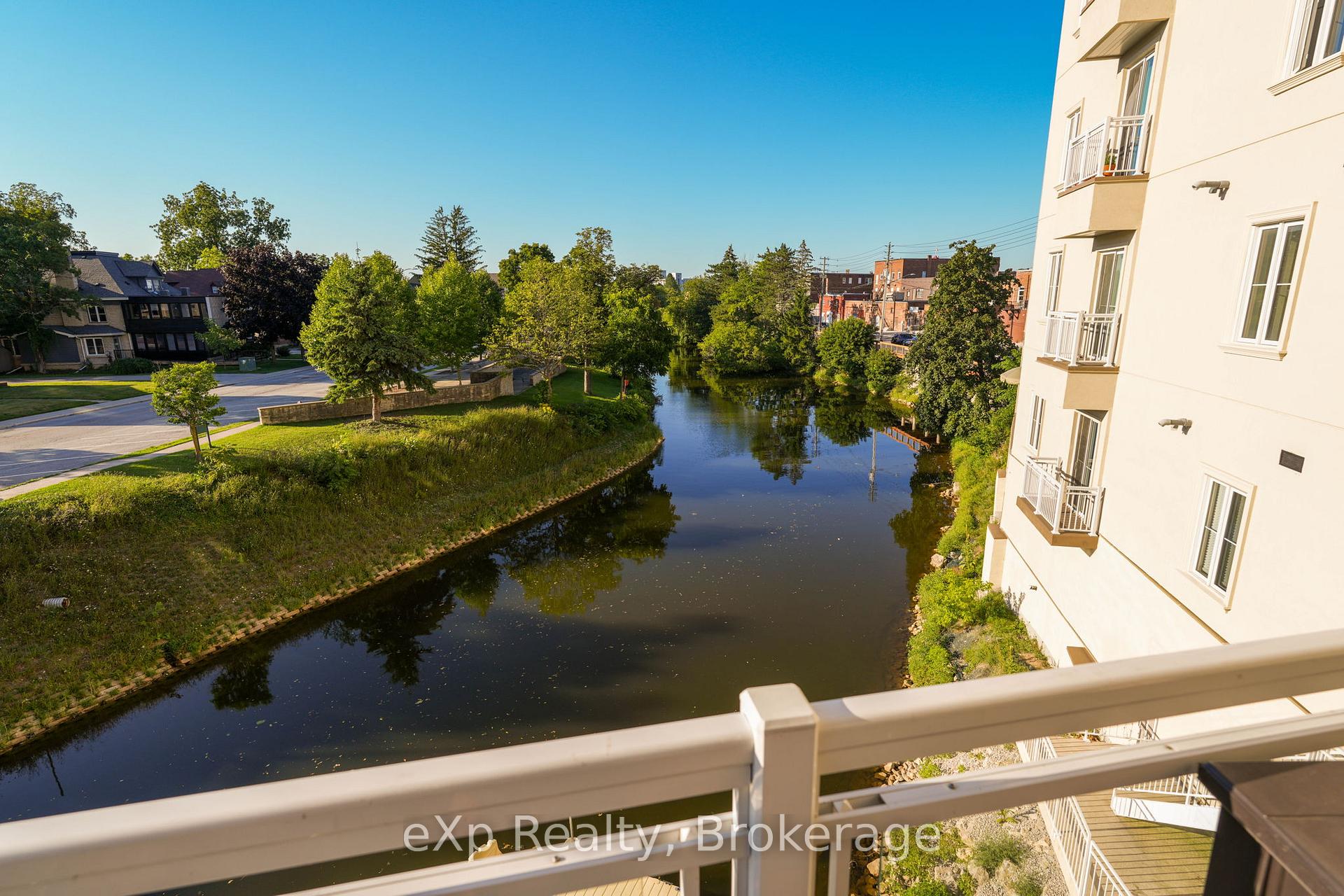 80 9th Street E 203, Owen Sound, ON N4K 1N4 — Owen Sound, Ontario