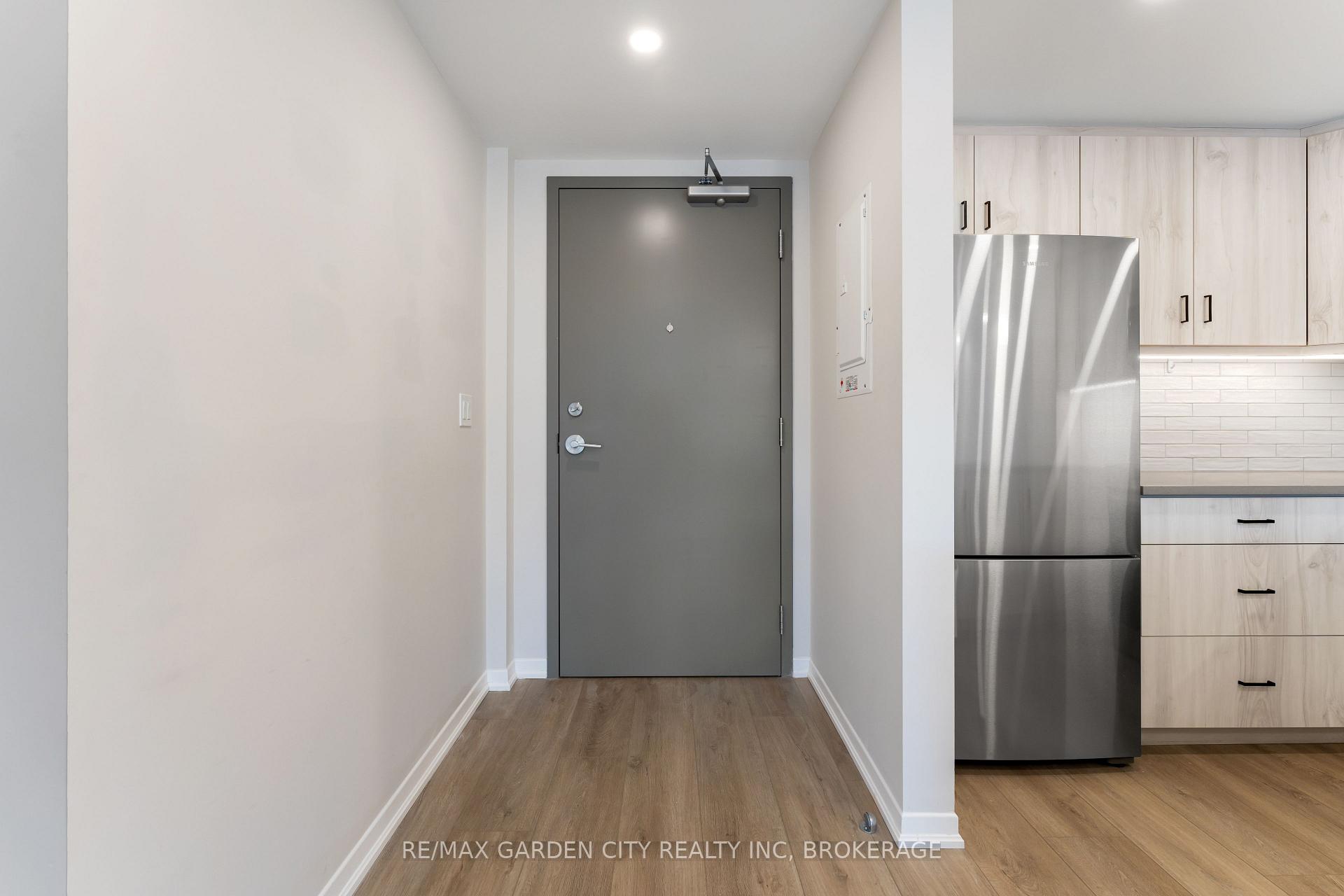3998 Victoria Avenue 110, Lincoln — photo 5 of 5
