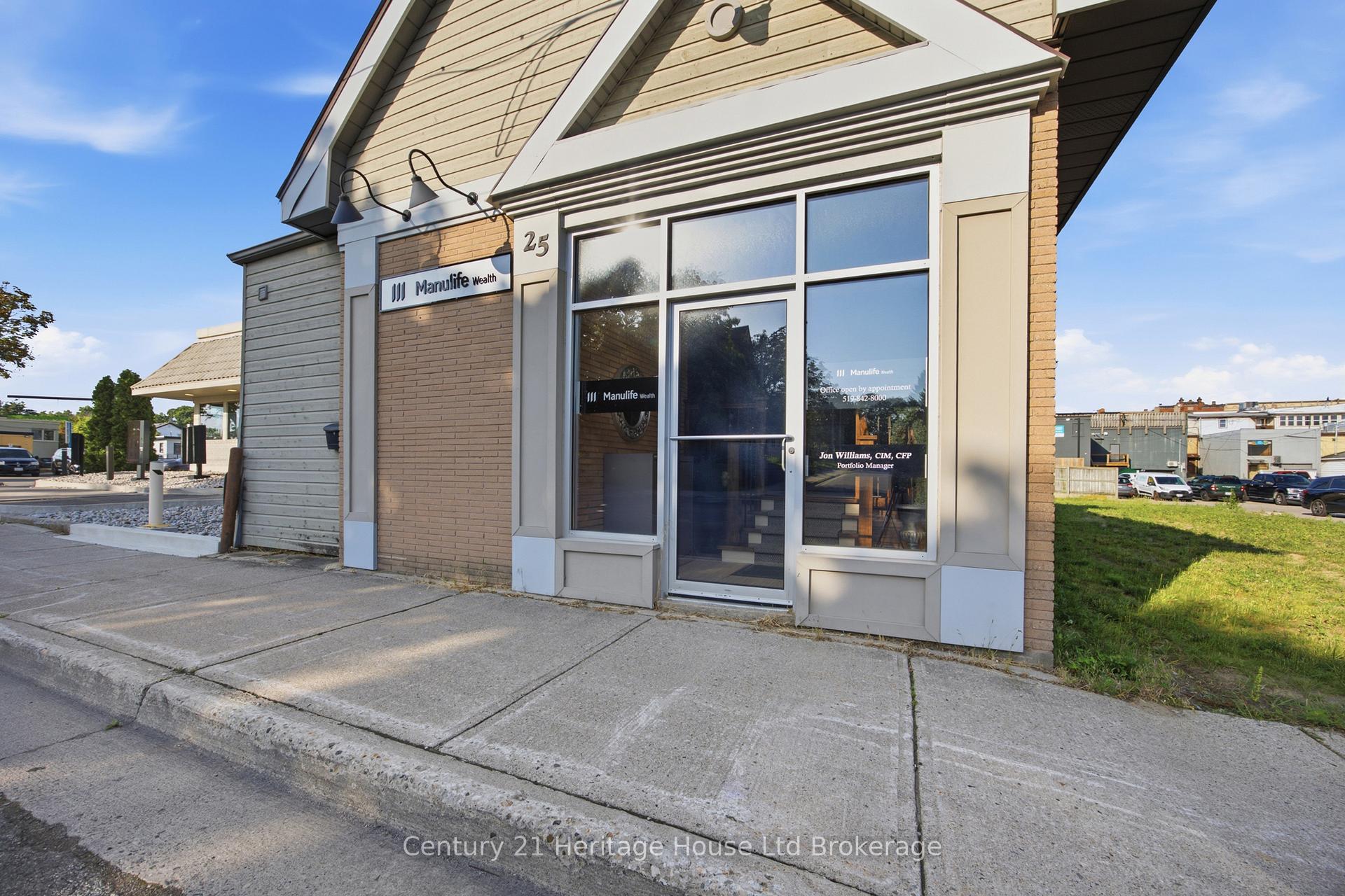 25 Harvey Street, Tillsonburg — photo 3 of 5