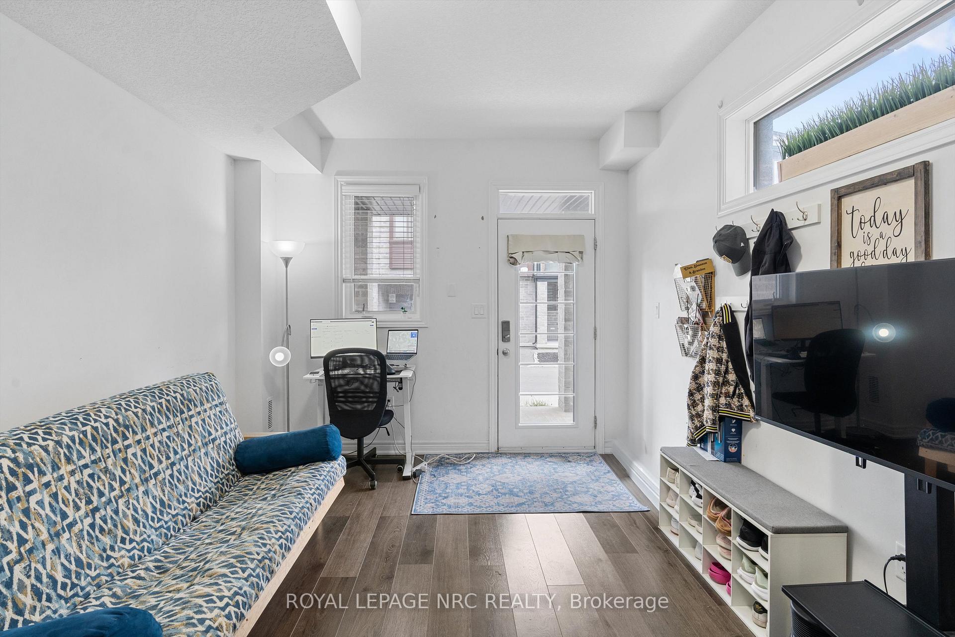 5000 Connor Drive 17, Lincoln — photo 4 of 5