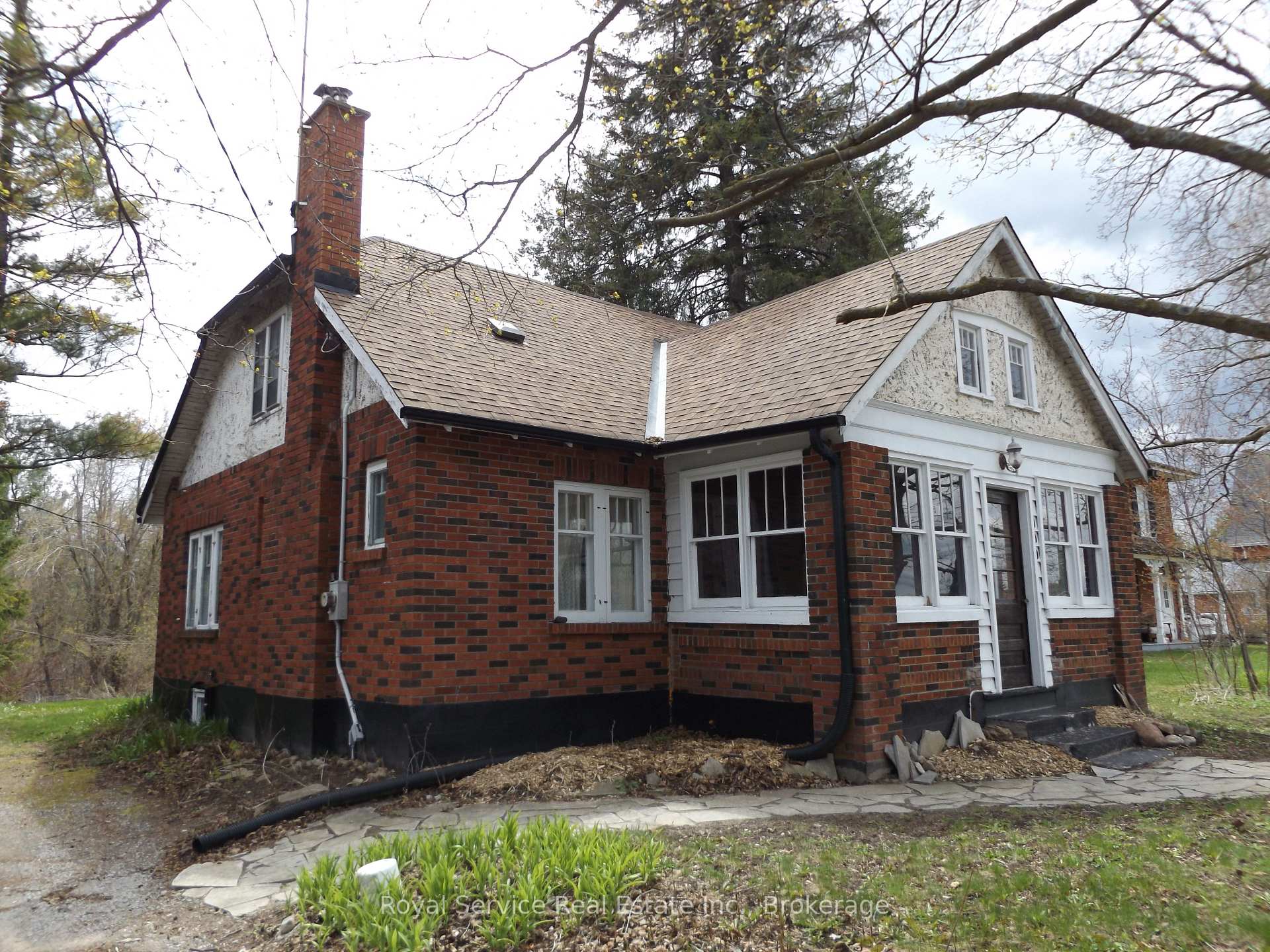 909 7A Highway, Cavan Monaghan, ON L0A 1C0 — Cavan Monaghan, Ontario