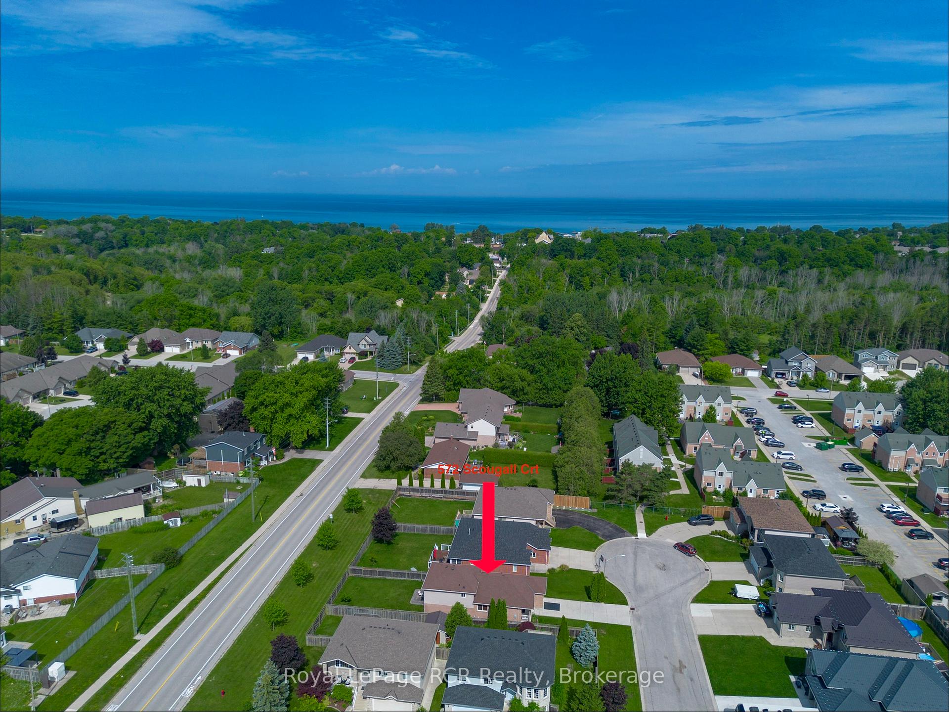 572 Scougall Court, Kincardine — photo 3 of 5