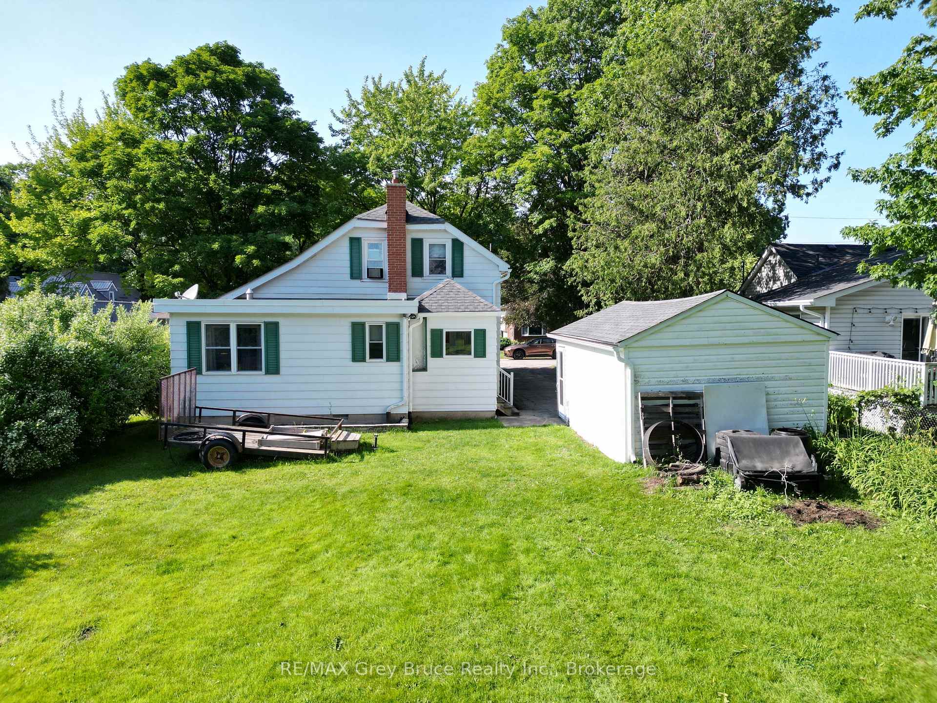 621 11th Street W, Owen Sound — photo 4 of 5