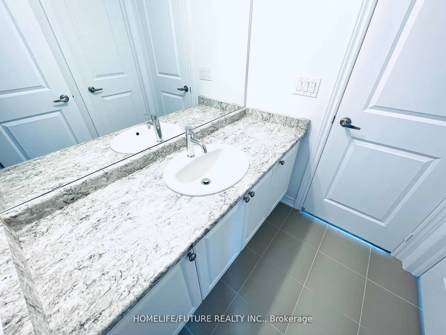 18 Aitchison Avenue, Southgate — photo 3 of 5