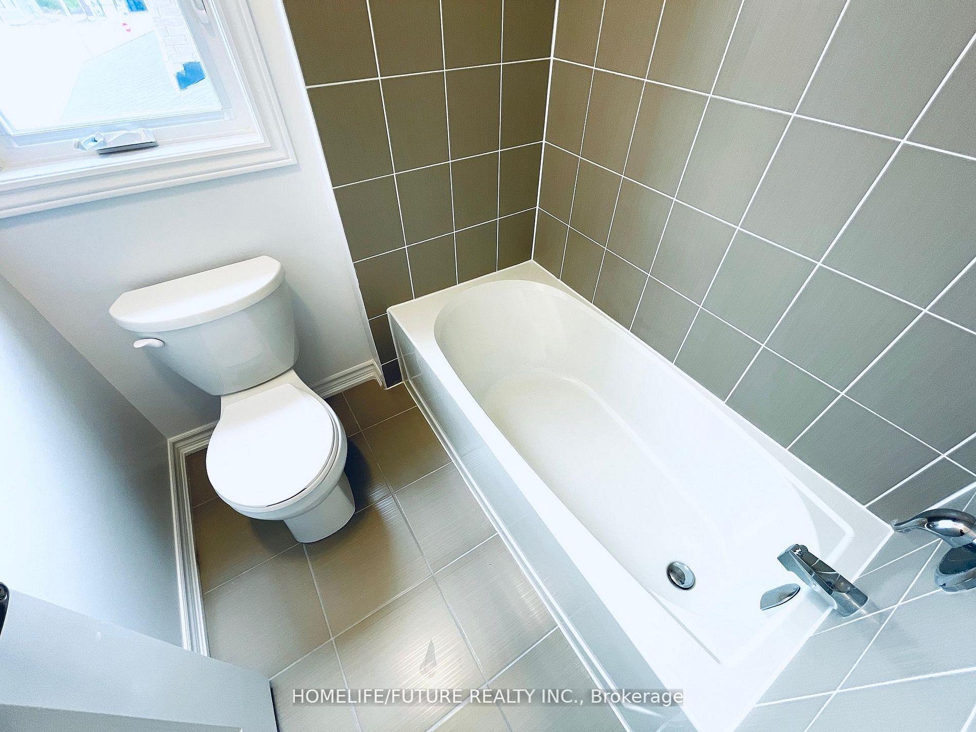 18 Aitchison Avenue, Southgate — photo 4 of 5