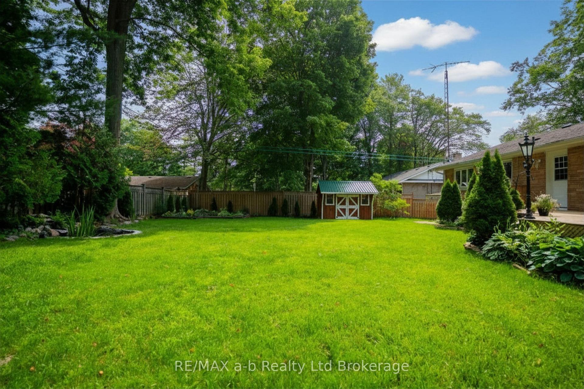 88 North Street W, Tillsonburg — photo 4 of 5