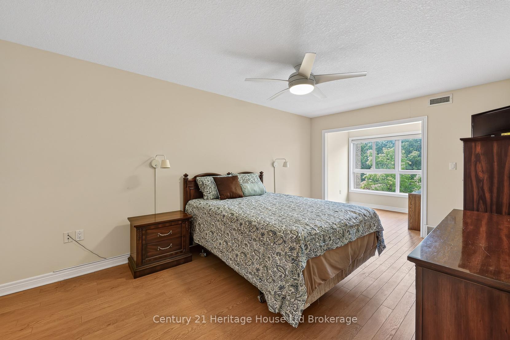46 Canterbury Street 306, Ingersoll — photo 5 of 5