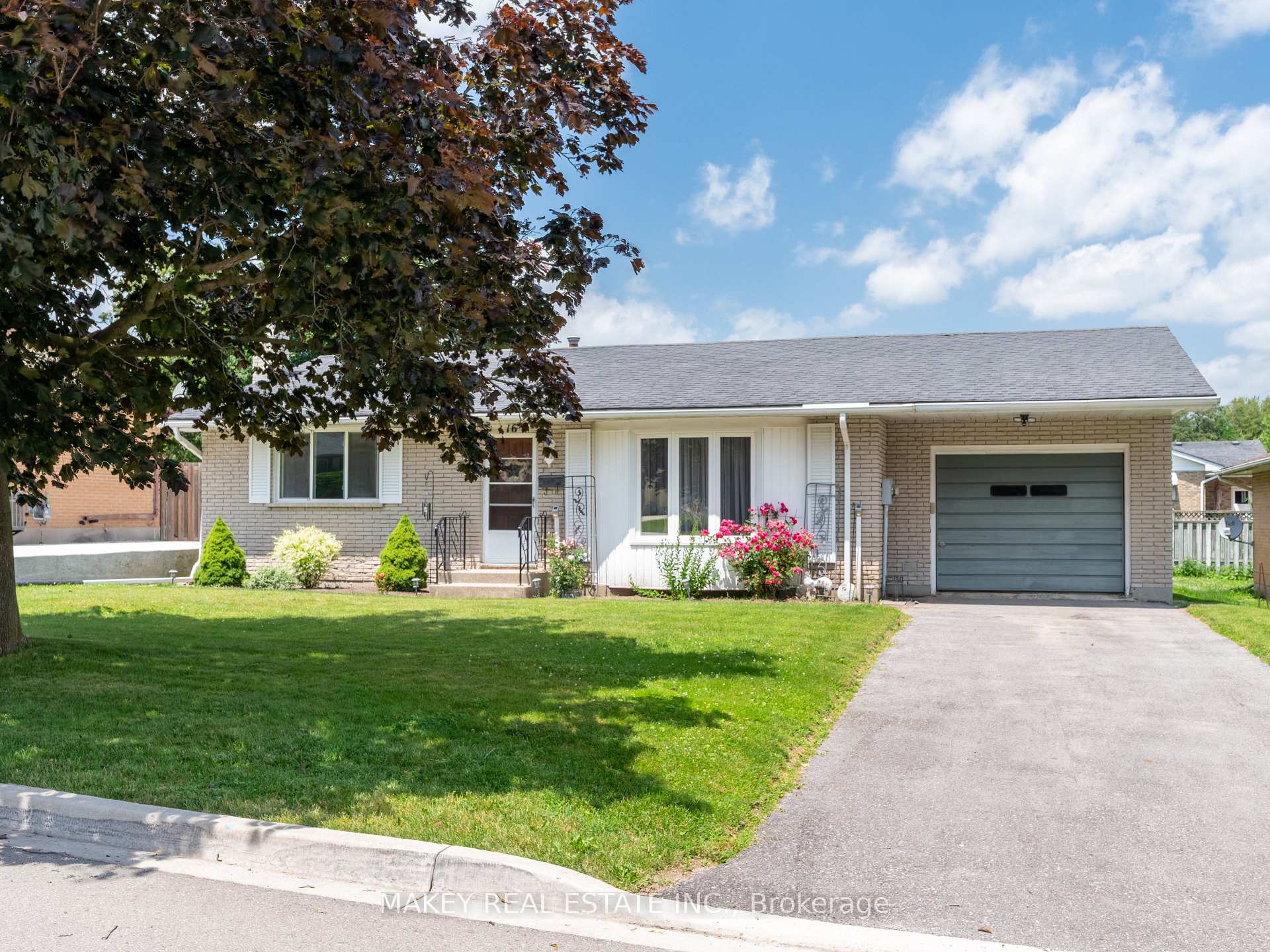 16 Fergusson Avenue, Ingersoll — photo 3 of 5