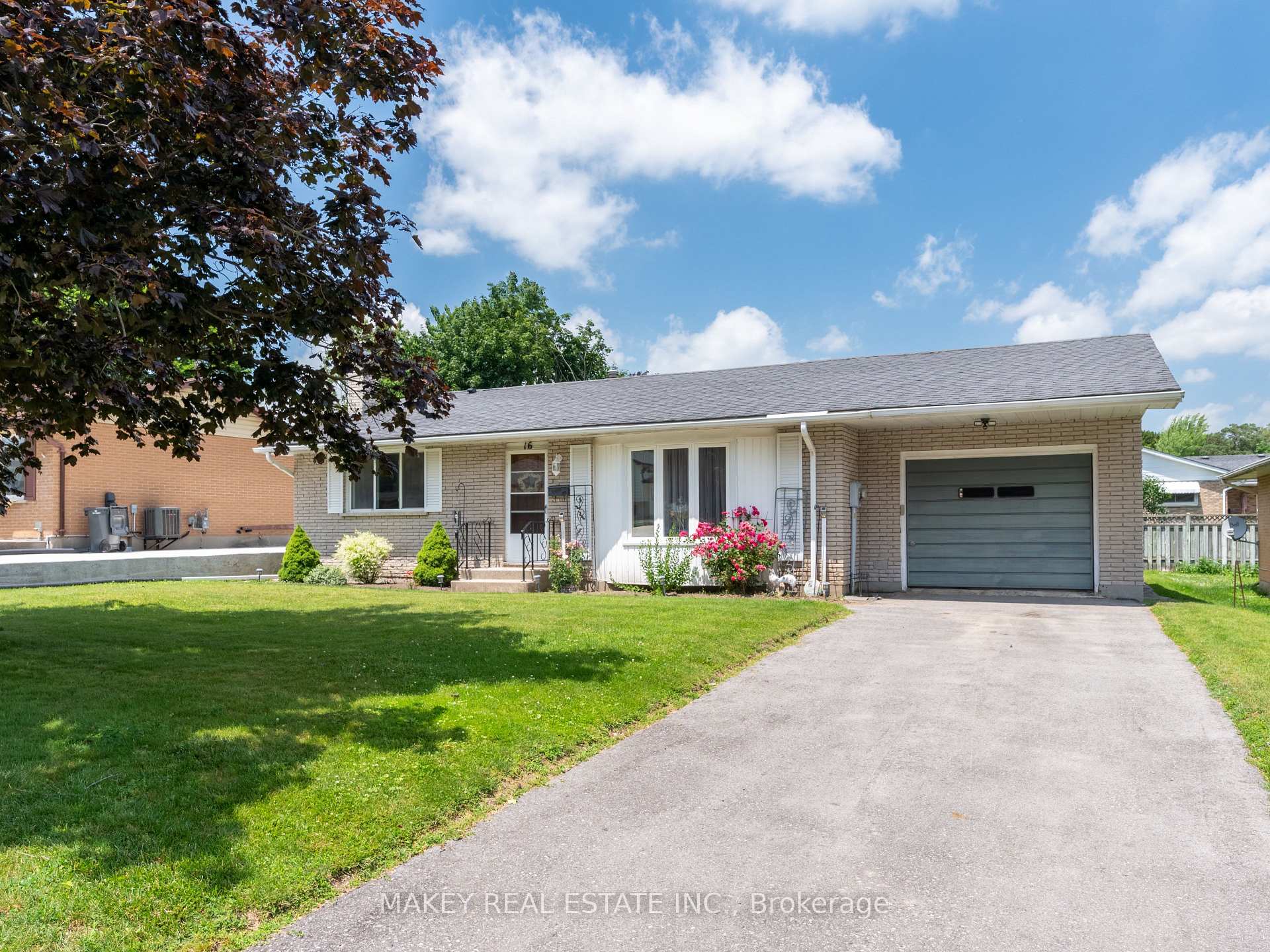16 Fergusson Avenue, Ingersoll — photo 4 of 5