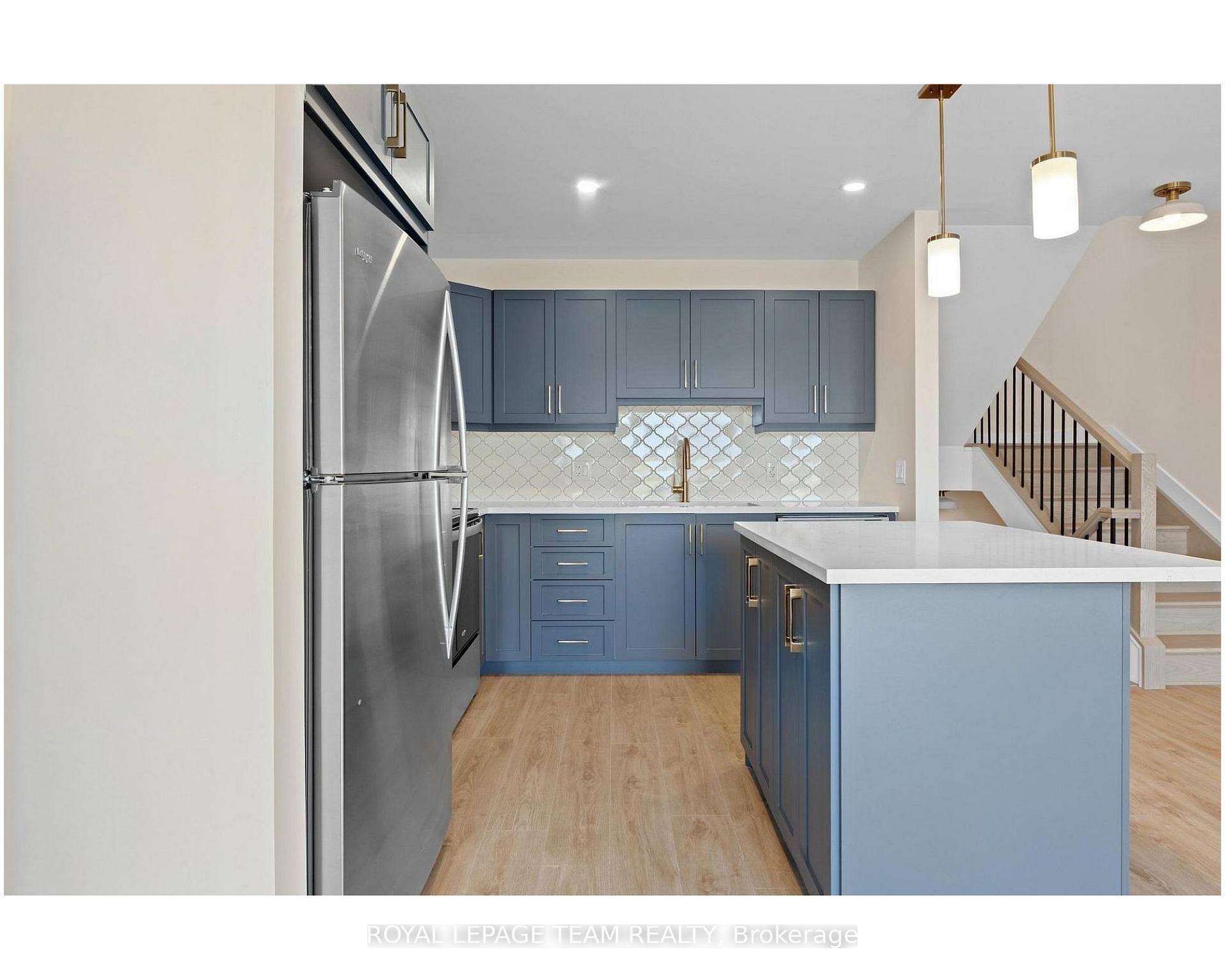22 Margaret Graham Terrace, Smiths Falls — photo 2 of 5