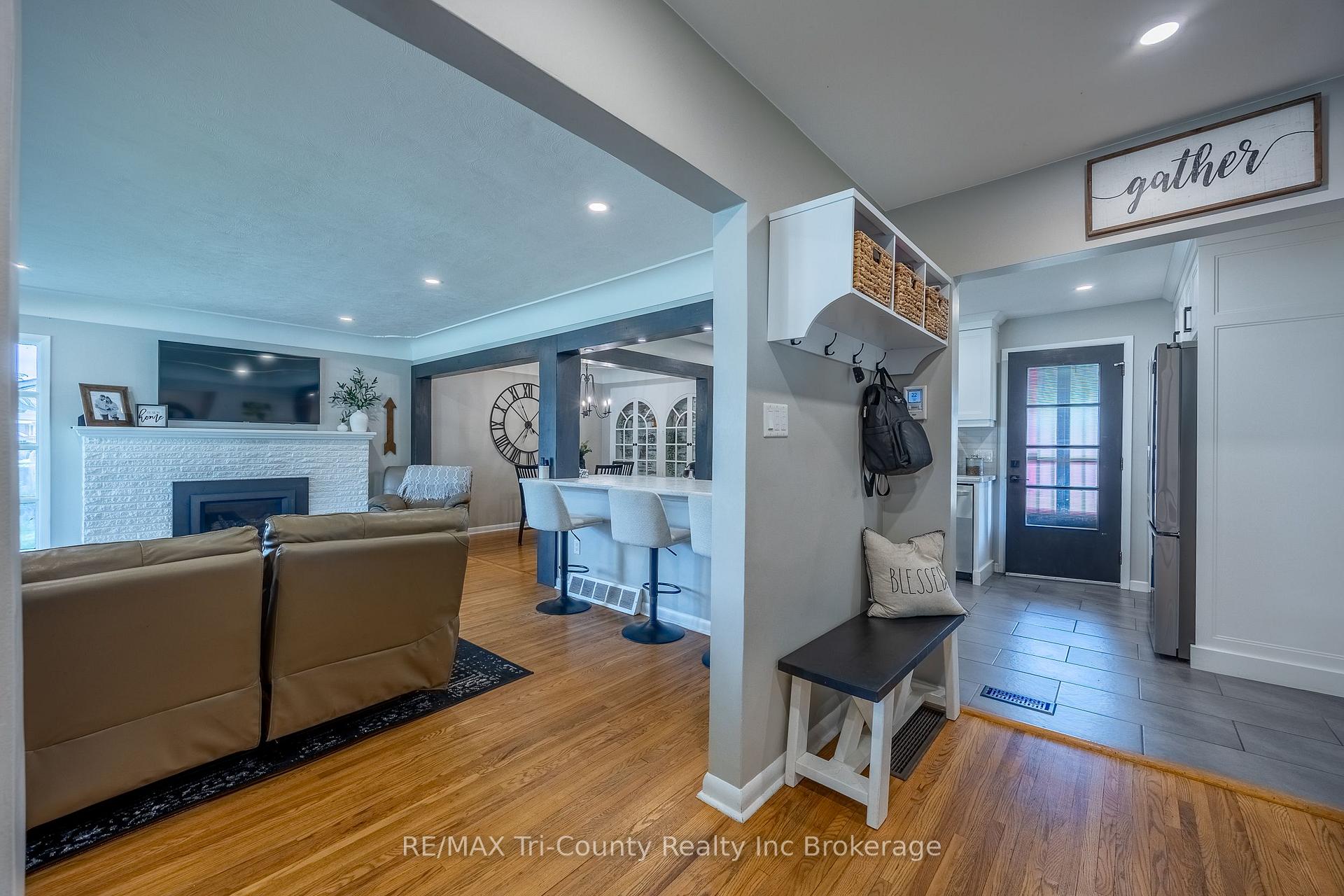 30 Fairfield Crescent, Tillsonburg — photo 4 of 5