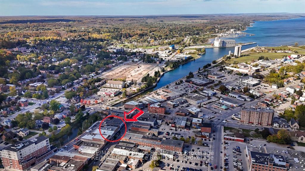 958 2nd Avenue E, Owen Sound — photo 3 of 5