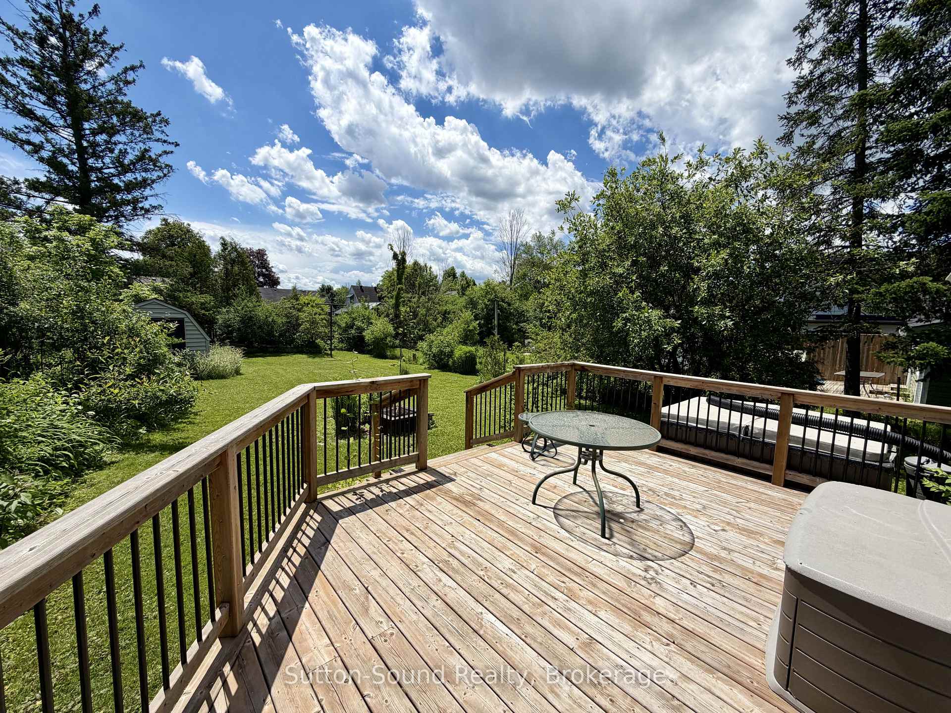 785 7th Street E, Owen Sound — photo 3 of 5