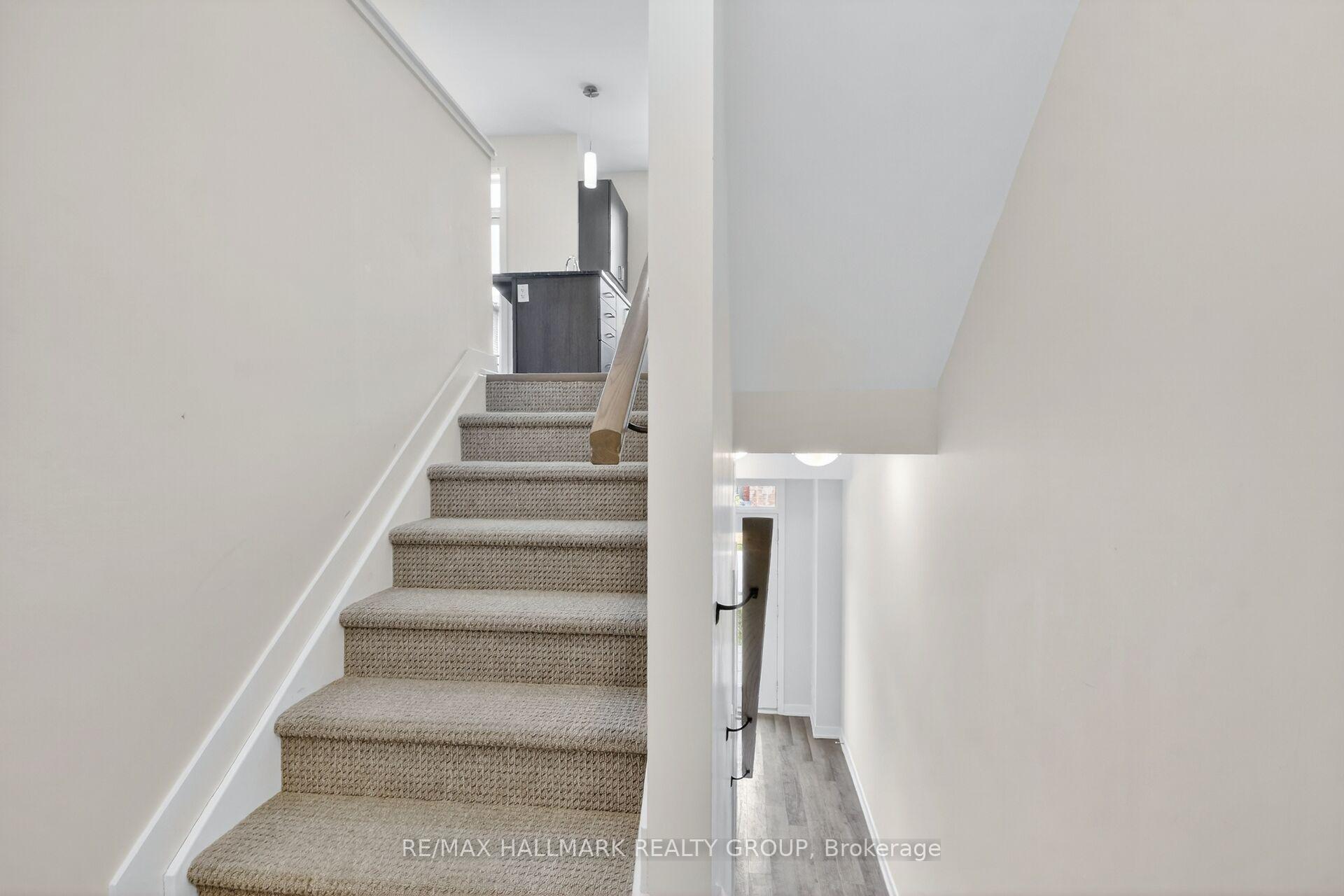 402 JEWELWING Private, Blossom Park - Airport and Area — photo 4 of 5