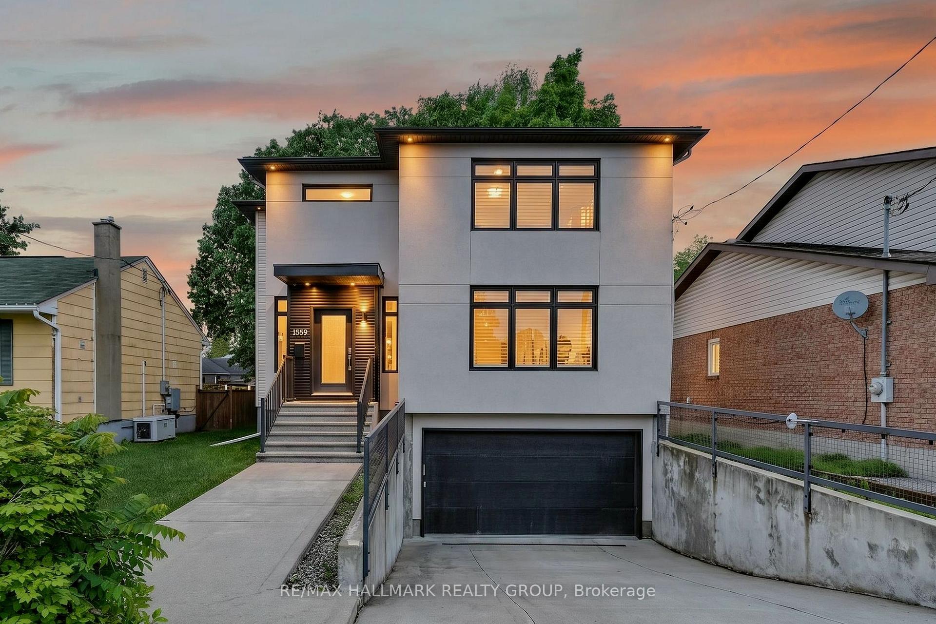 1559 Queensdale Avenue, Blossom Park - Airport and Area — photo 3 of 5