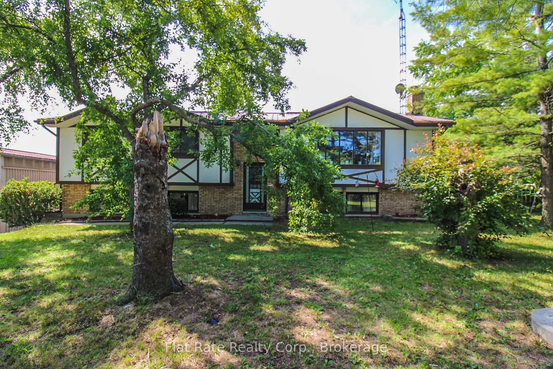 2241 BROWN Line, Cavan Monaghan, ON K9J 6X6 — Cavan Monaghan, Ontario