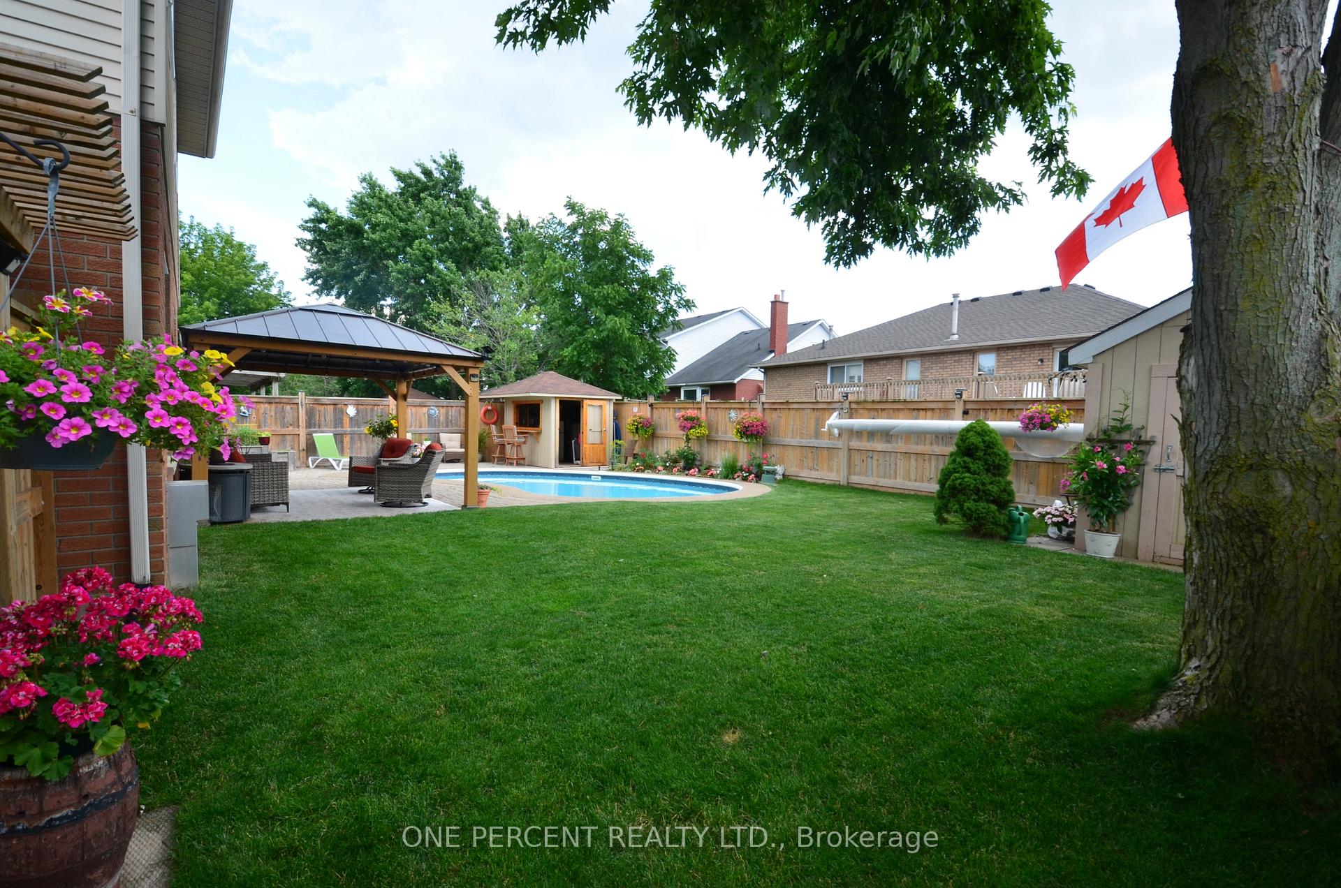 5122 Sumach Crescent, Lincoln — photo 4 of 5