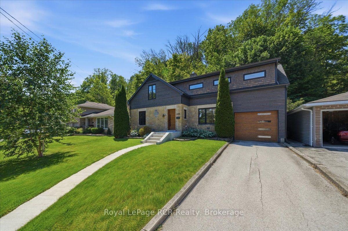 400 2nd Avenue W, Owen Sound — photo 2 of 5