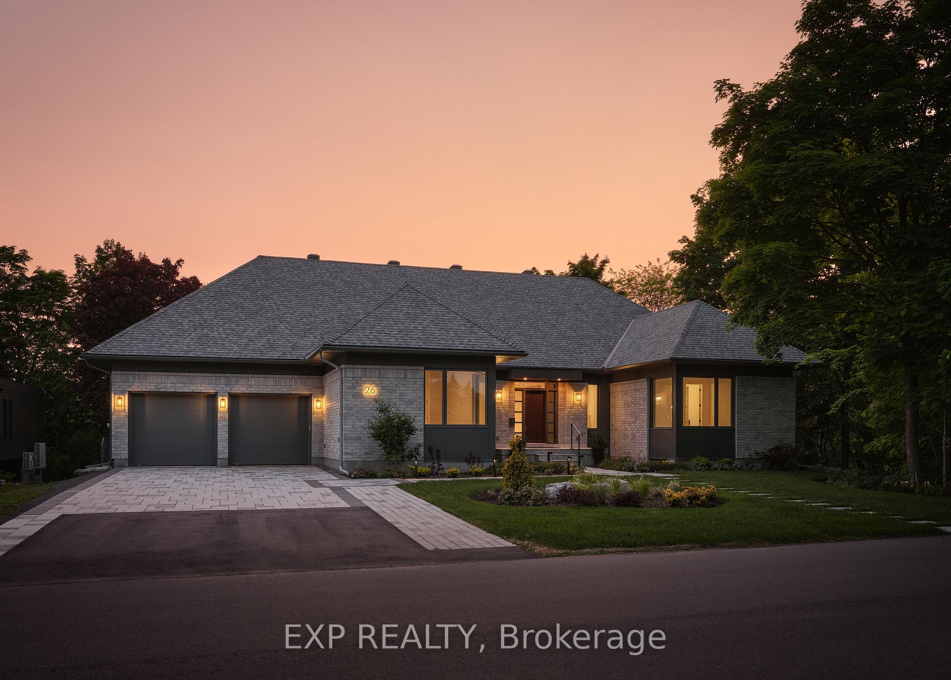 26 Clovelly Road W, Beacon Hill North - South and Area, ON K1J 6M2 — Beacon Hill North - South and Area, Ontario