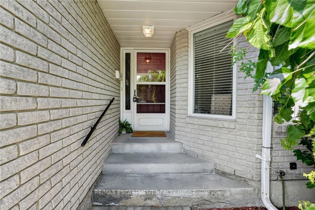 11 Garden Drive, West Lincoln — photo 3 of 5