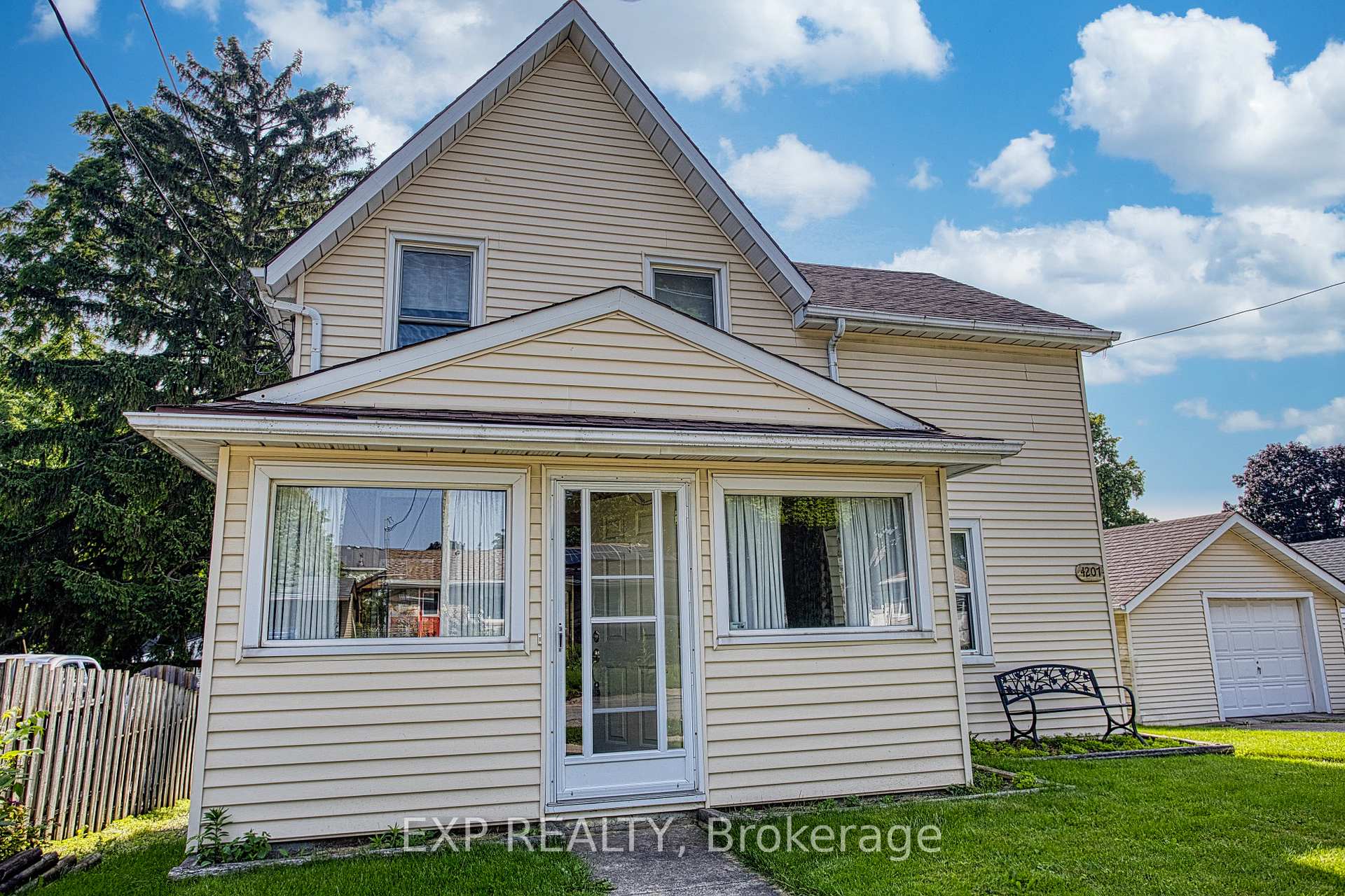 4207 William Street, Lincoln — photo 3 of 5