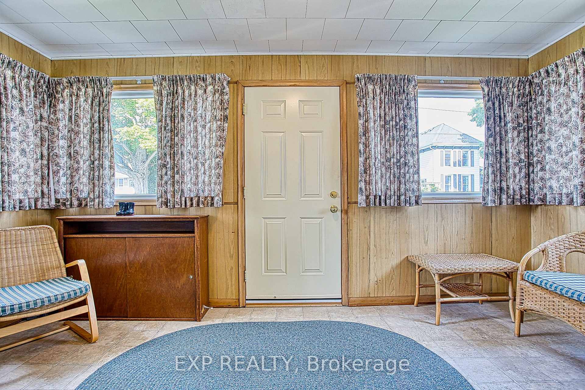 4207 William Street, Lincoln — photo 4 of 5