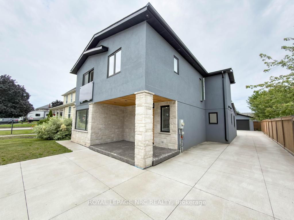 4392 Ontario Street, Lincoln — photo 4 of 5