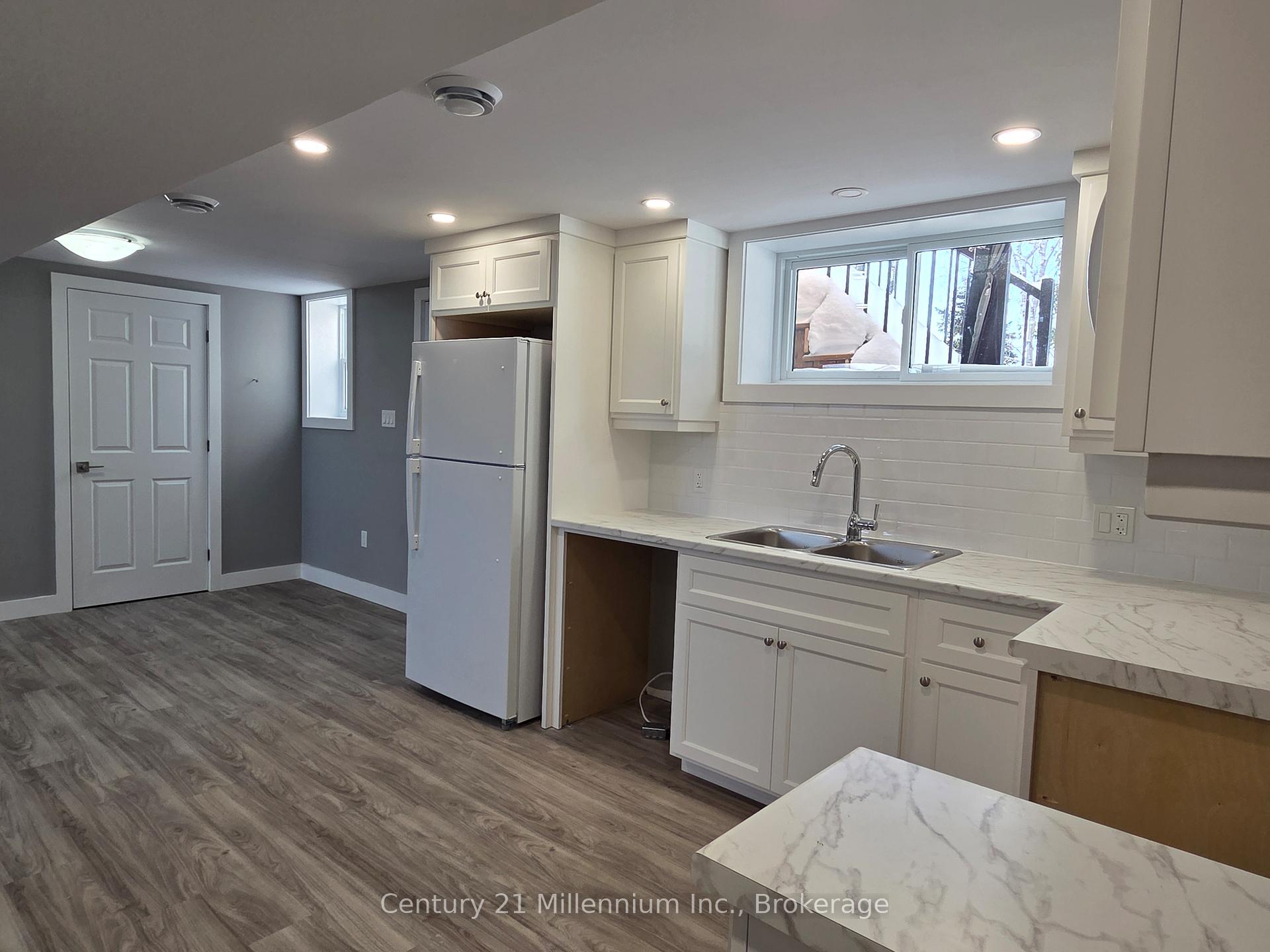398 Kingsway Street E Unit 2, Kincardine — photo 2 of 5