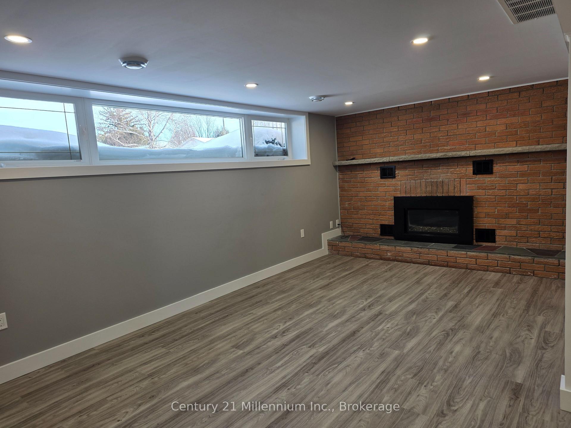 398 Kingsway Street E Unit 2, Kincardine — photo 3 of 5
