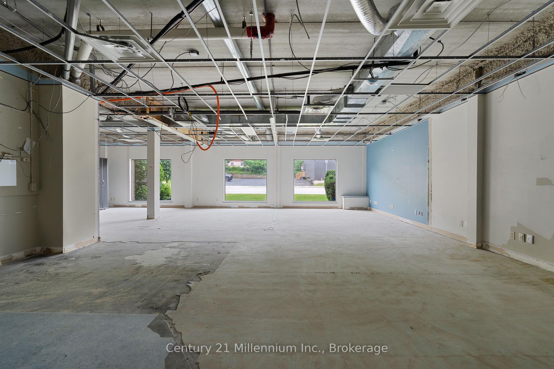 1717 2nd Avenue 220, Owen Sound — photo 4 of 5