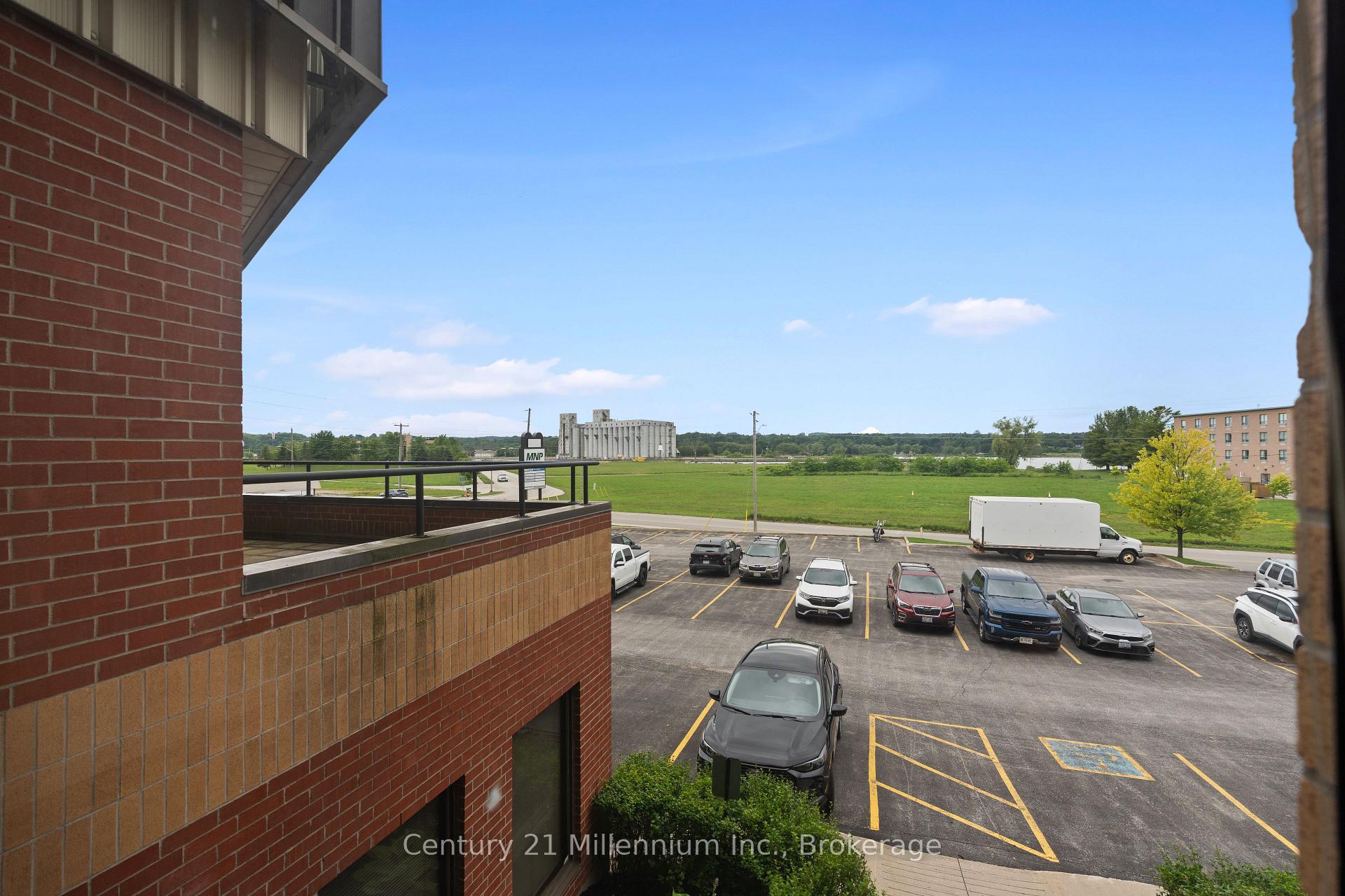 1717 2nd Avenue E 201, Owen Sound — photo 5 of 5