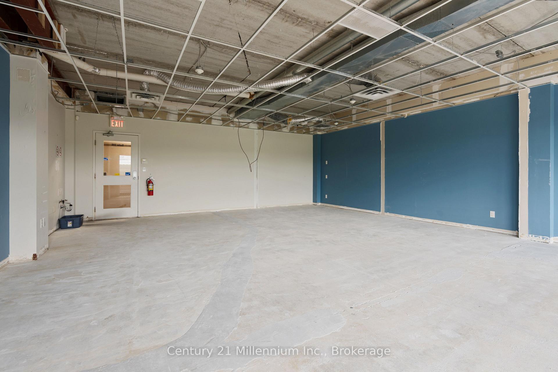 1717 2nd Avenue E 206, Owen Sound — photo 3 of 5