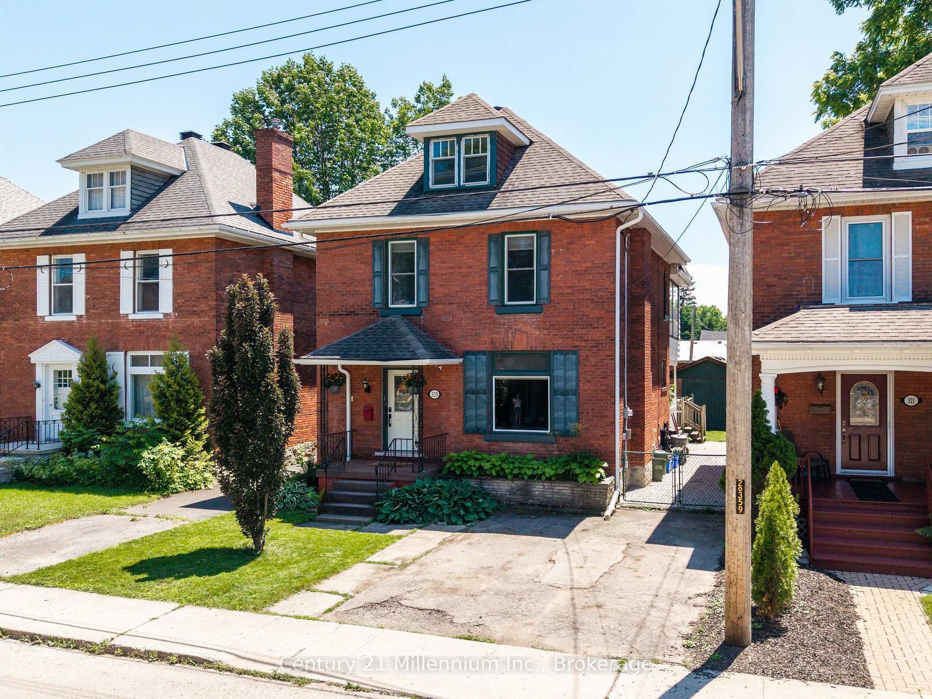 329 7th Street E, Owen Sound — photo 2 of 5