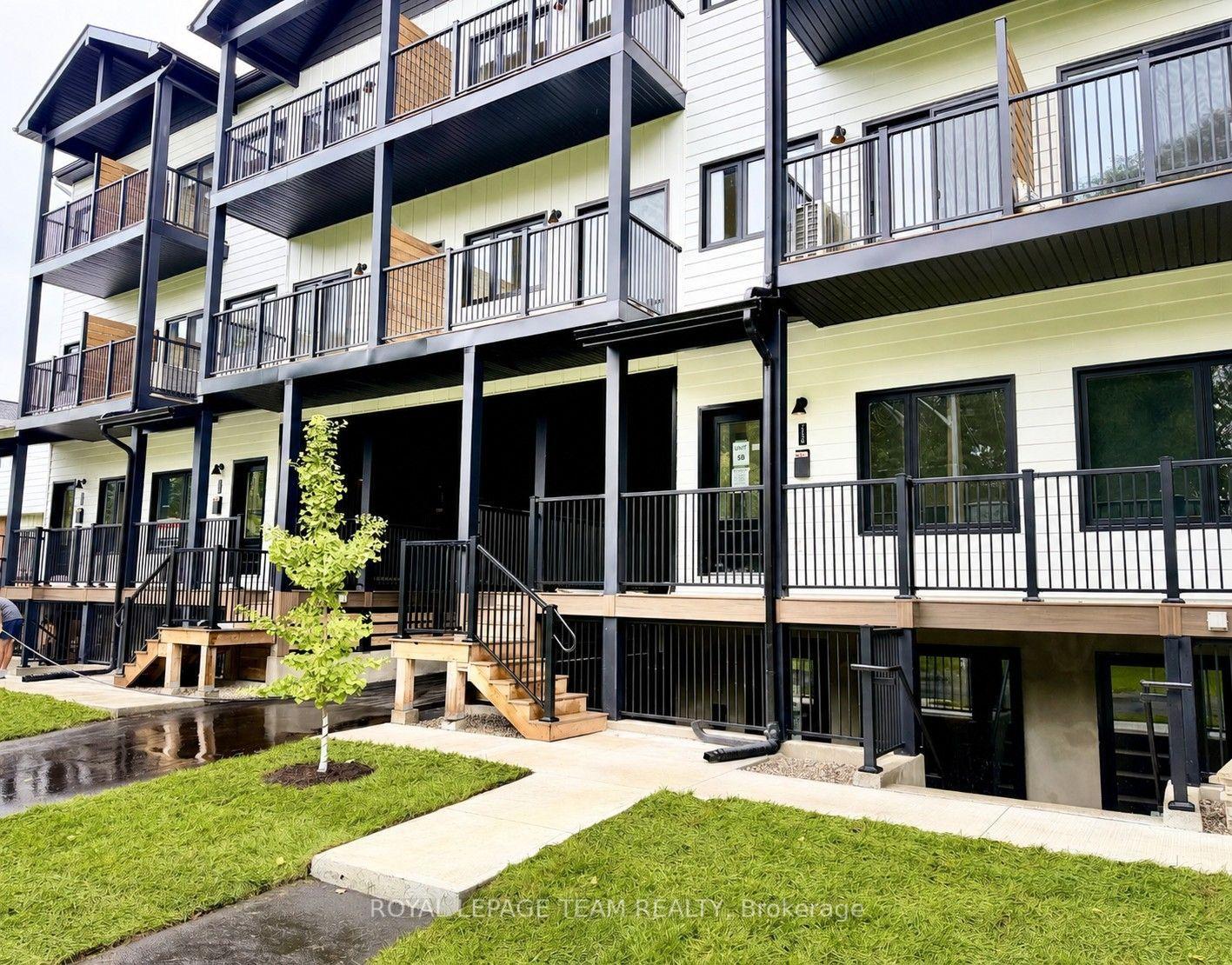 245 Bradford Street B, Britannia - Lincoln Heights and Area, ON K2B 5Z5 — Britannia - Lincoln Heights and Area, Ontario