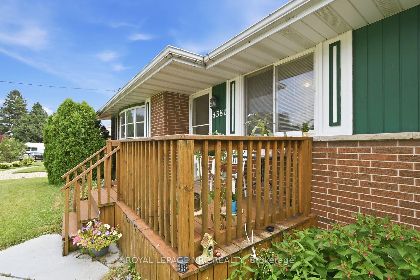4381 Jackson Street, Lincoln — photo 3 of 5
