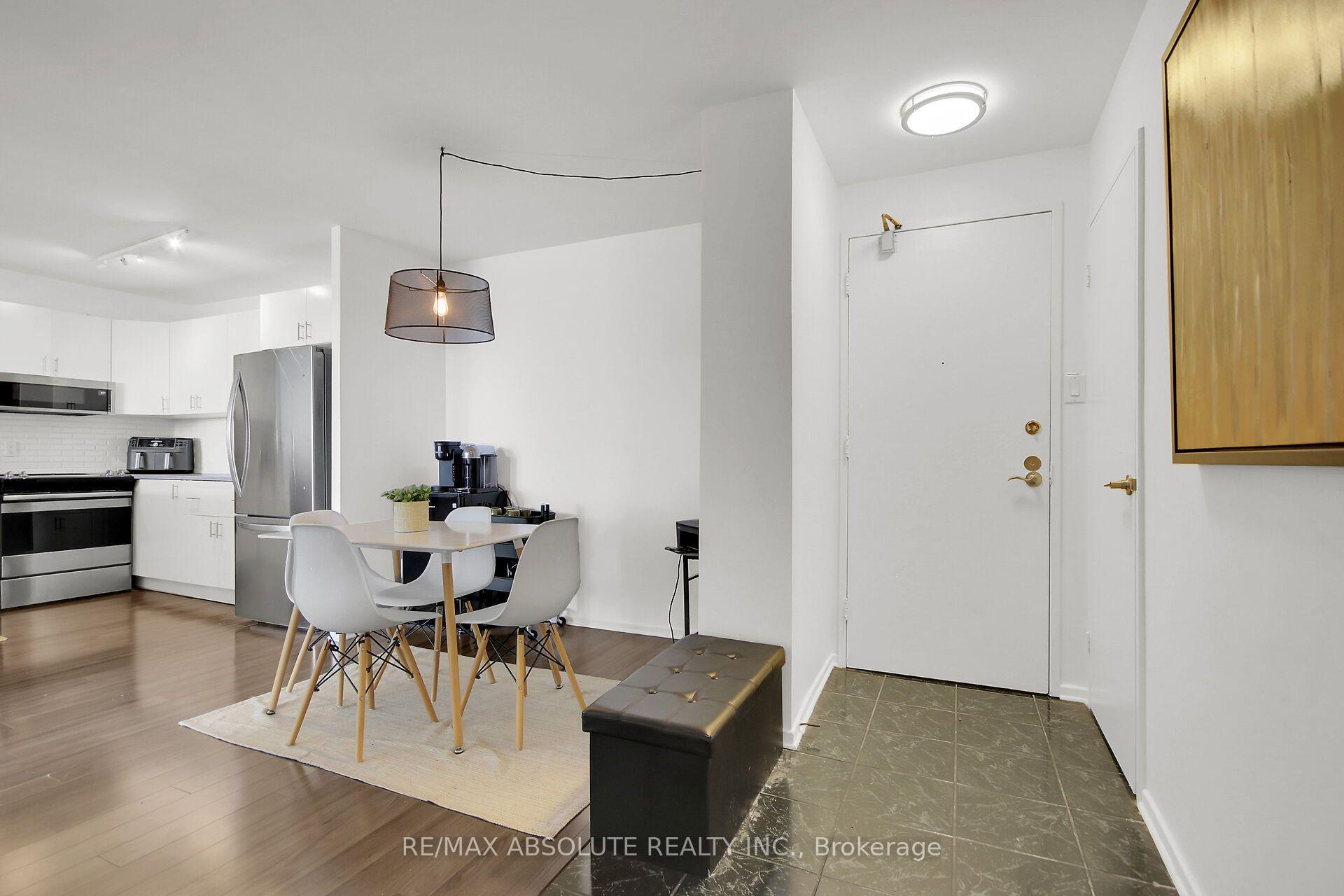 1380 Prince Of Wales Drive 1403, Mooneys Bay - Carleton Heights and Area — photo 4 of 5