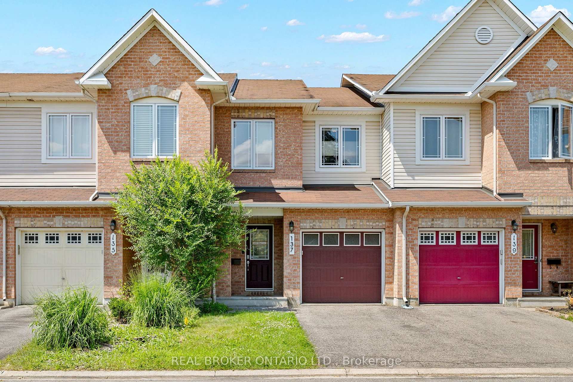 137 Marrissa Avenue, Beacon Hill North - South and Area, ON K1J 0A4 — Beacon Hill North - South and Area, Ontario