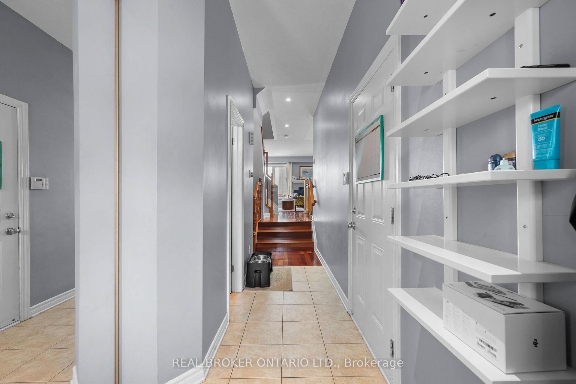 137 Marrissa Avenue, Beacon Hill North - South and Area — photo 3 of 5