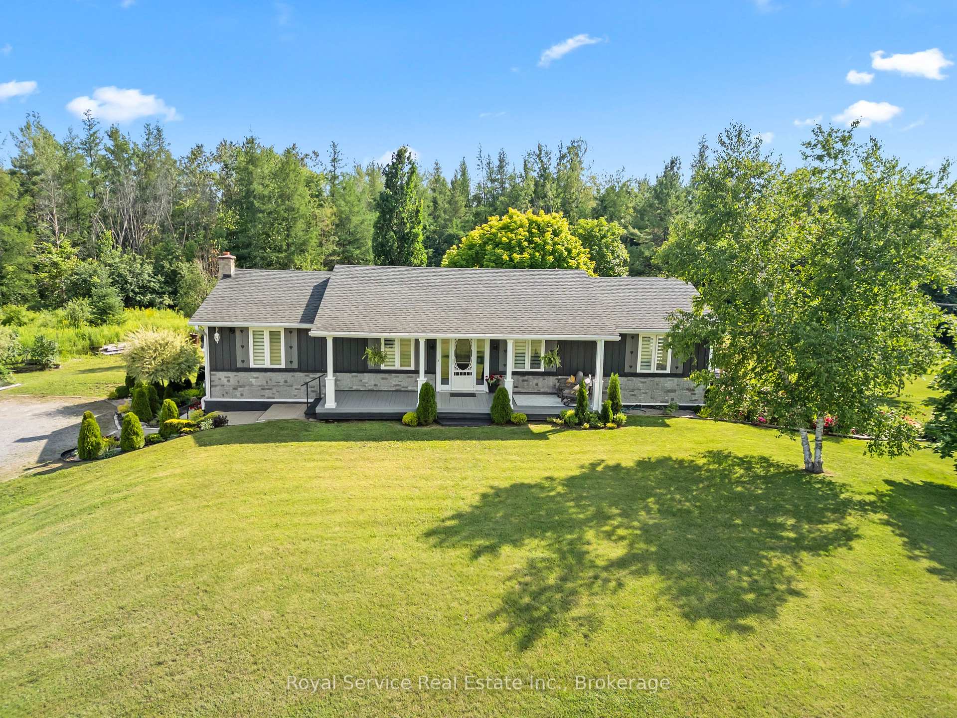 876 Hutchison Drive, Cavan Monaghan, ON K0L 1V0 — Cavan Monaghan, Ontario