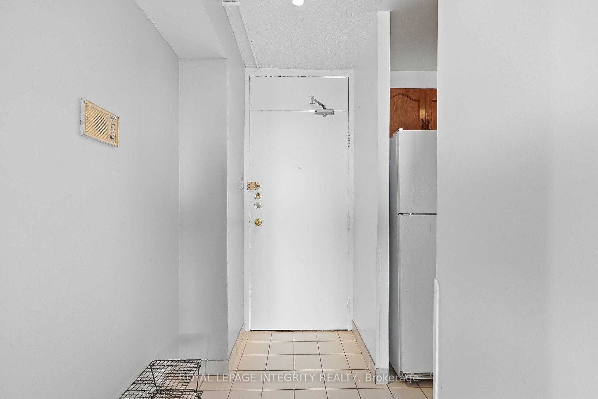 2000 Jasmine Crescent 1110, Beacon Hill North - South and Area — photo 5 of 5
