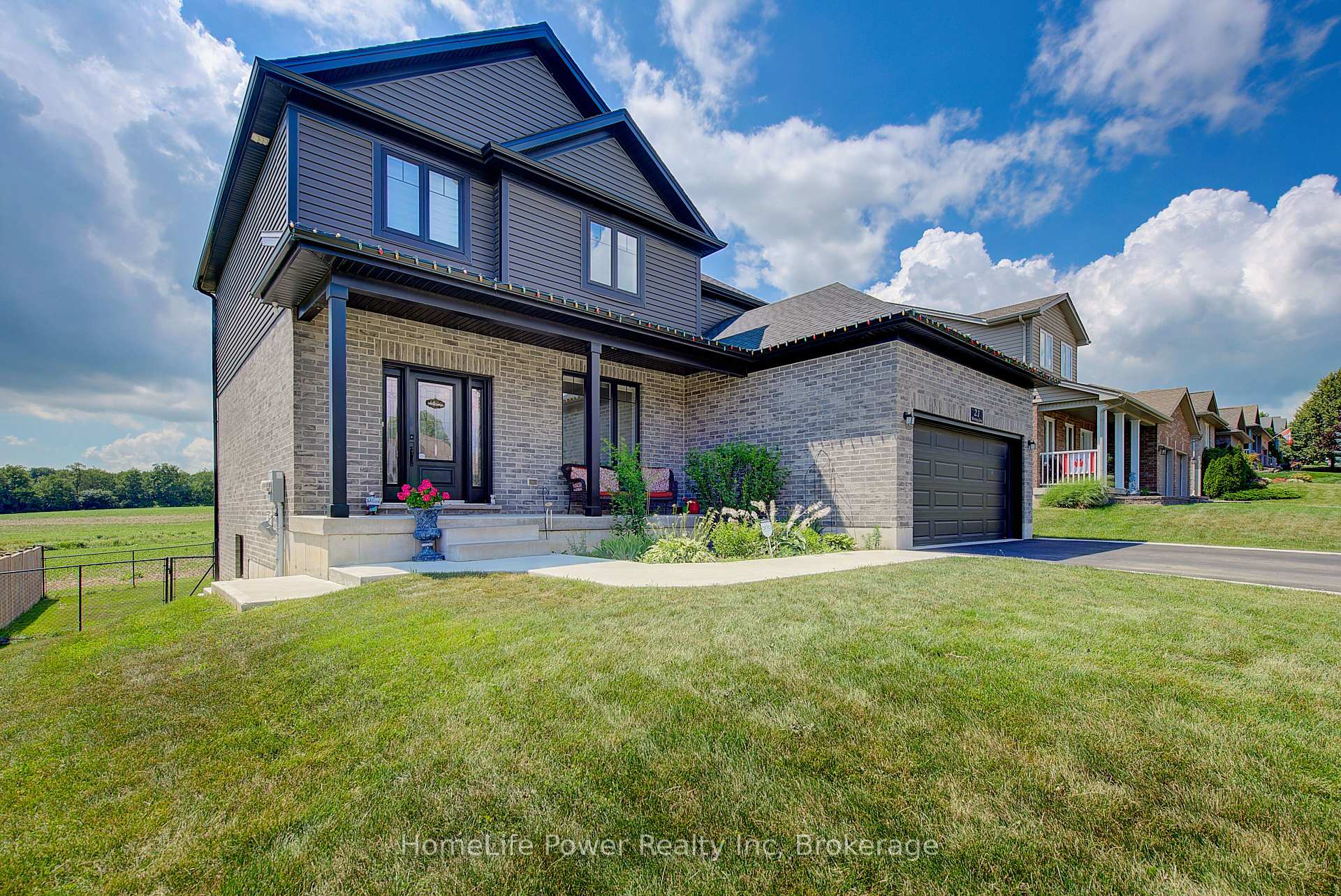 21 Morning Glory Drive, Tillsonburg — photo 4 of 5