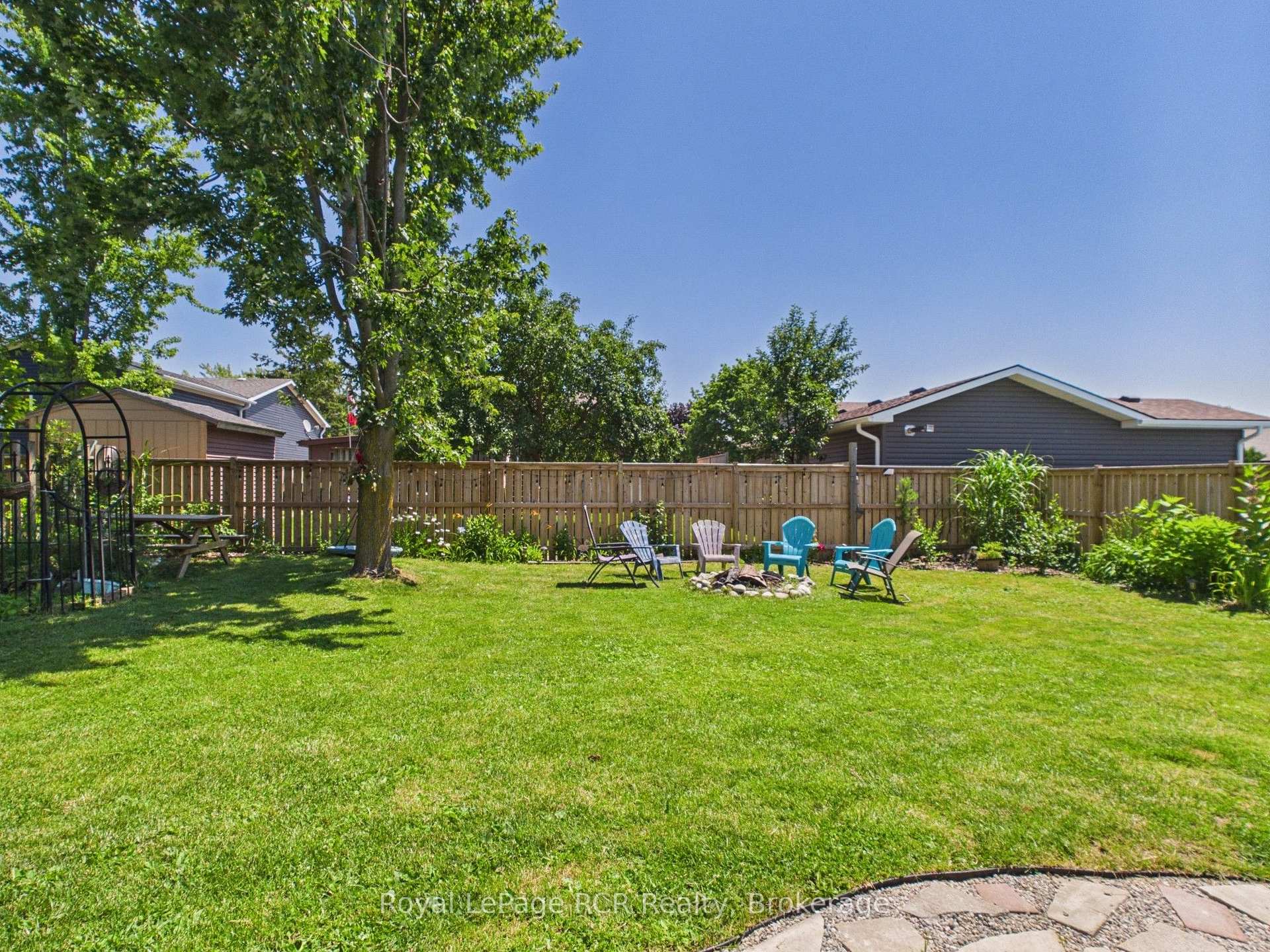 892 Brownell Drive, Kincardine — photo 3 of 5