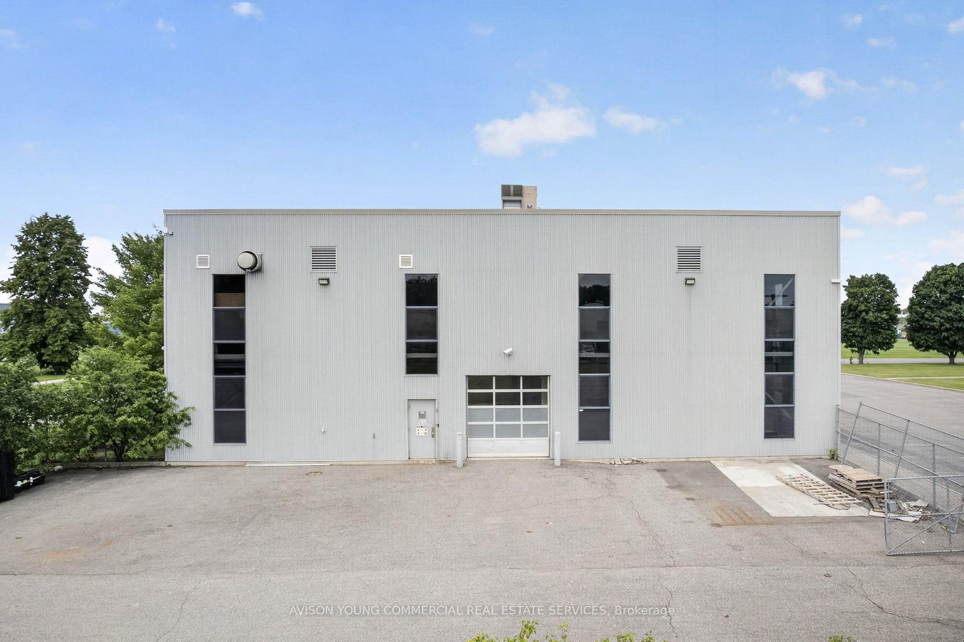 5500 Canotek Road, Beacon Hill North - South and Area — photo 3 of 5