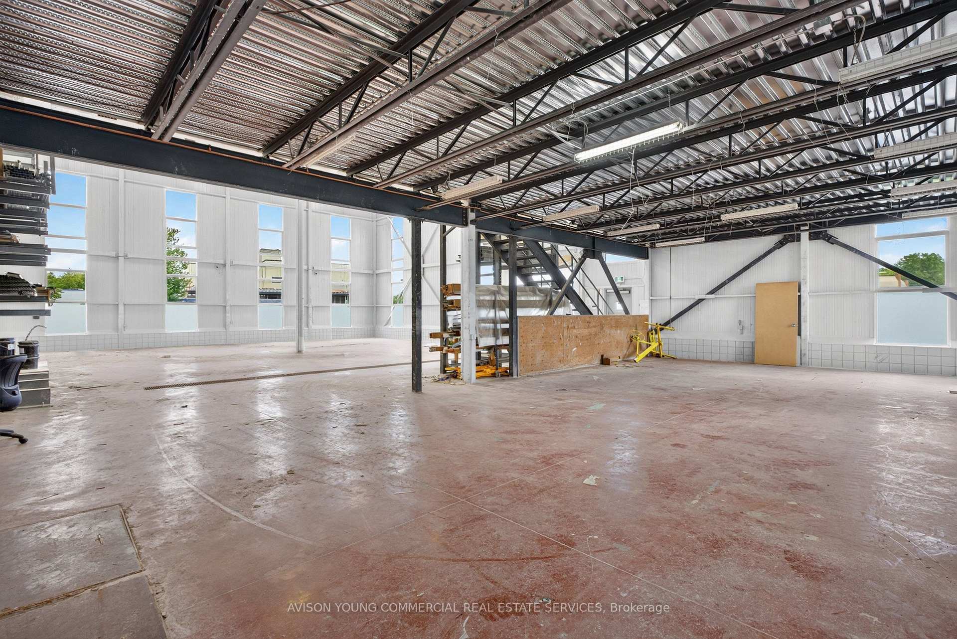 5500 Canotek Road, Beacon Hill North - South and Area — photo 4 of 5