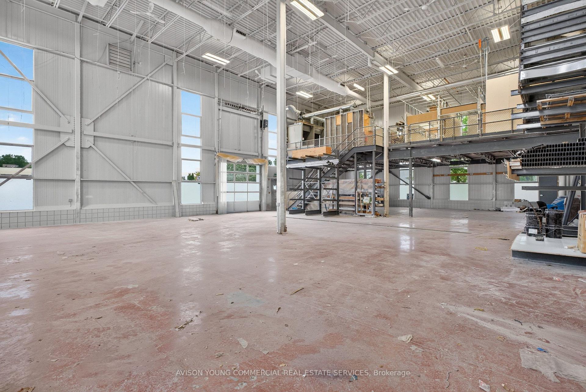 5500 Canotek Road, Beacon Hill North - South and Area — photo 5 of 5