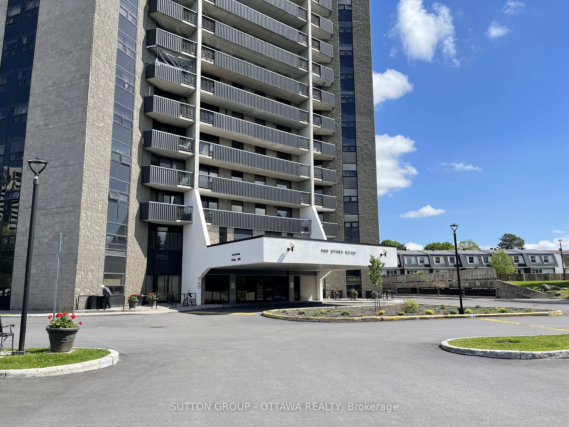 900 Dynes Road 704, Mooneys Bay - Carleton Heights and Area, ON K2C 3L6 — Mooneys Bay - Carleton Heights and Area, Ontario