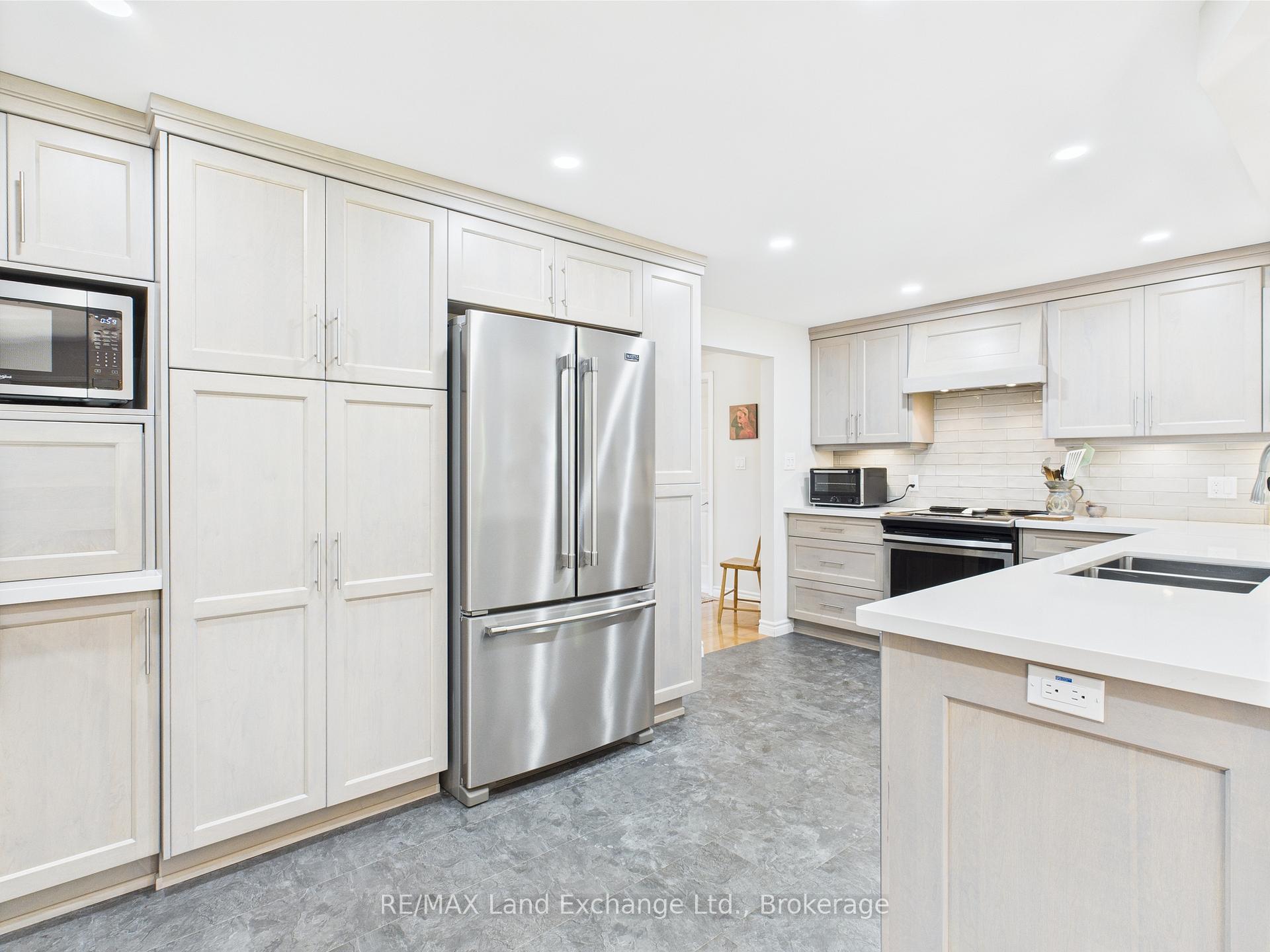 40 Eastwood Crescent, Kincardine — photo 5 of 5
