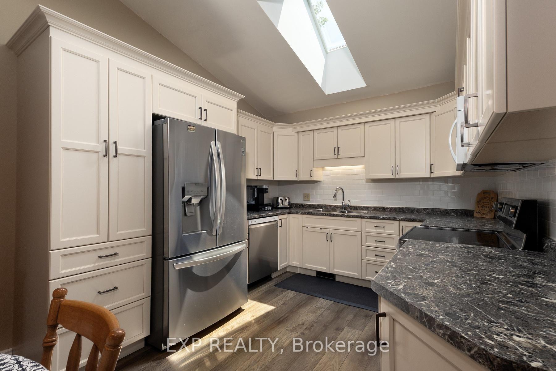 69 Hawkins Crescent, Tillsonburg — photo 5 of 5