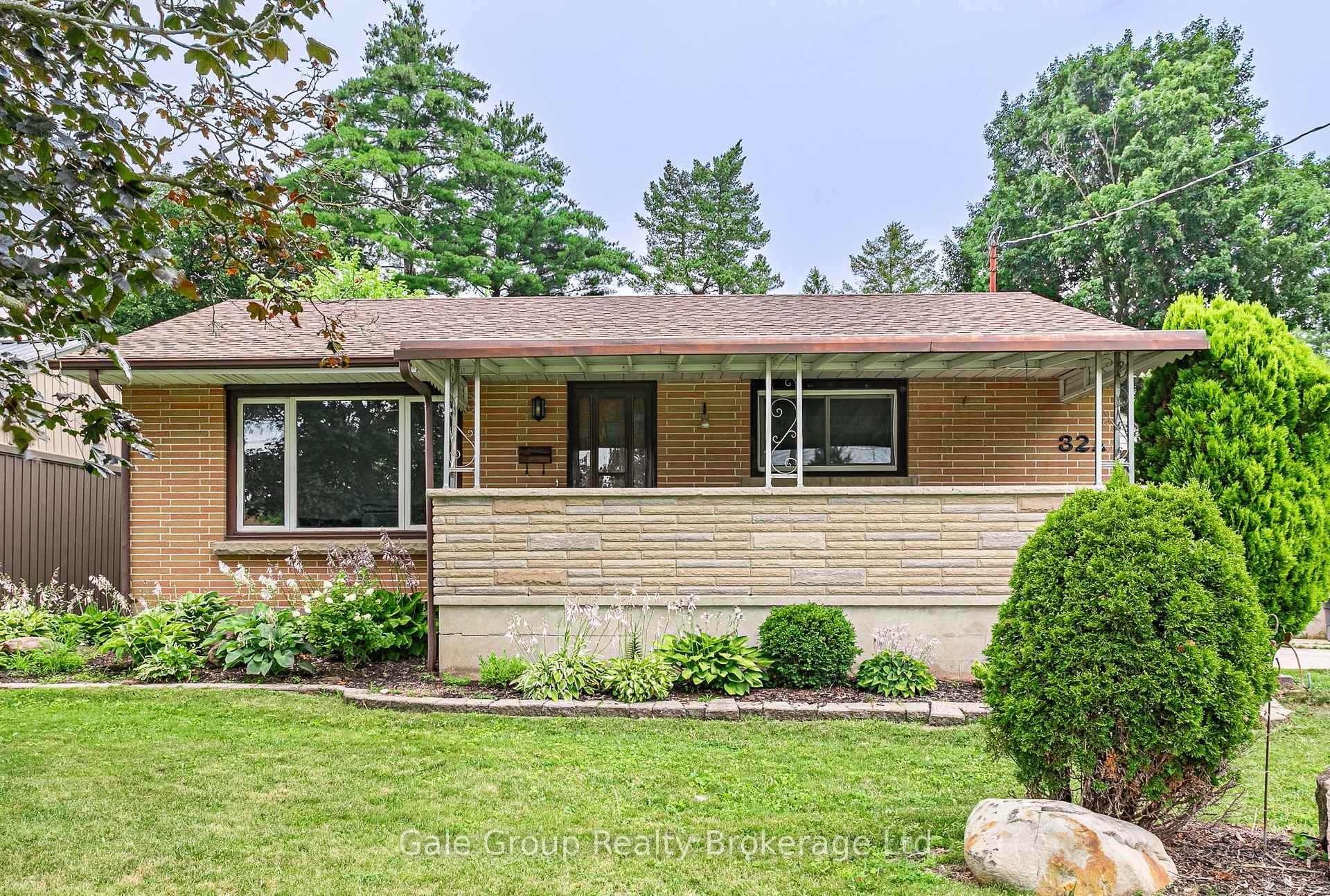 32A Glendale Drive, Tillsonburg, ON N4G 1J5 — Tillsonburg, Ontario
